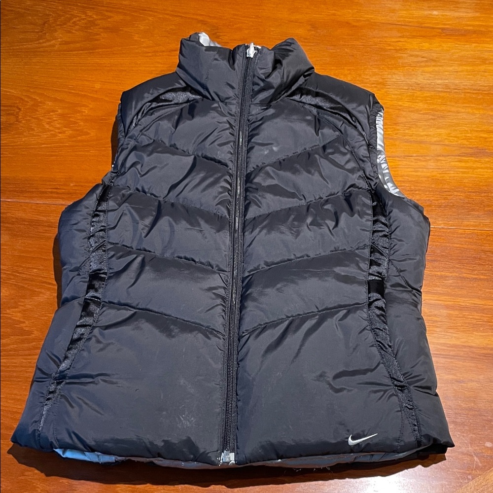 Nike black silver Y2K down reversible vest